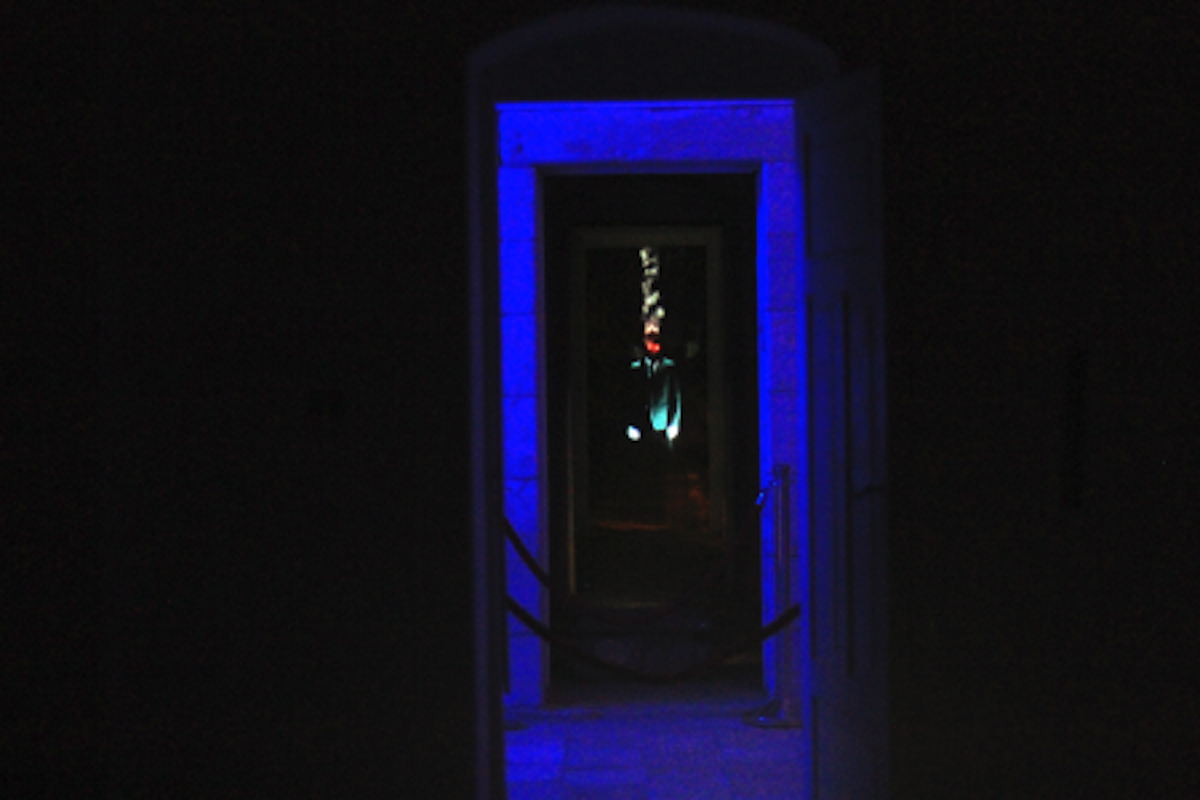 Ghost.-Ran-Slavin-installation-at-Hansen-House-Jerusalem-L-E-V-shows-Israel-Festival-2013-a-450x300